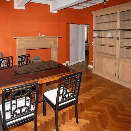 Apartamento Charme And Relax In Downtown Parma Exterior foto
