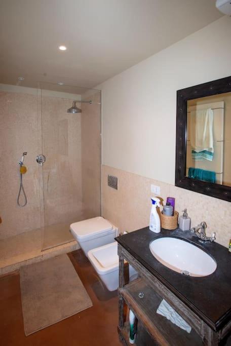 Apartamento Charme And Relax In Downtown Parma Exterior foto